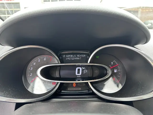 Renault Clio 1.2 GT 2014 Benzine 21