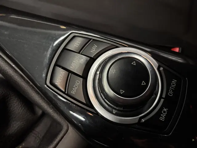 BMW 1 Serie 114i EDE Sport Edition 2014 Benzine 27