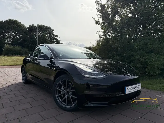 Tesla Model 3 Long Range AWD 75 kWh 2019 Elektrisch 3