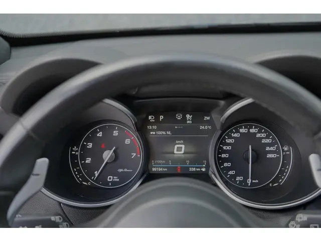 Alfa Romeo Stelvio 2.0 T Q4 B-Tech 2019 Benzine 26