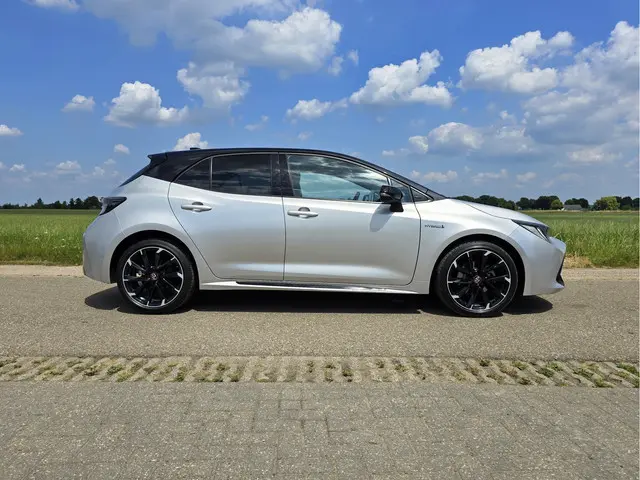 Toyota Corolla 1.8 Hybrid GR-Sport 2022 Hybride Benzine 7