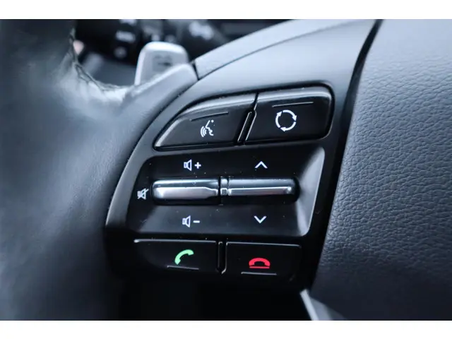 Hyundai IONIQ Premium EV 2018 Elektrisch 26