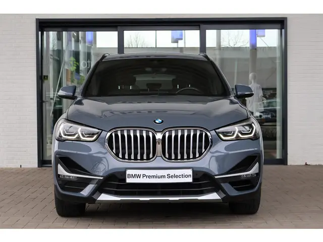 BMW X1 sDrive20i 2021 Benzine 3