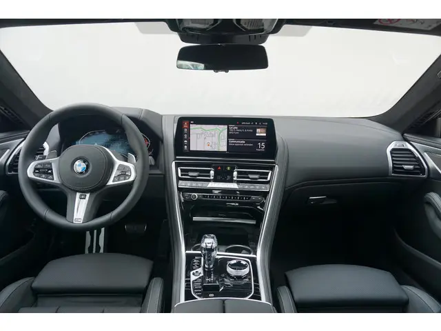 BMW 8 Serie Coupé 840i 2024 Benzine 10