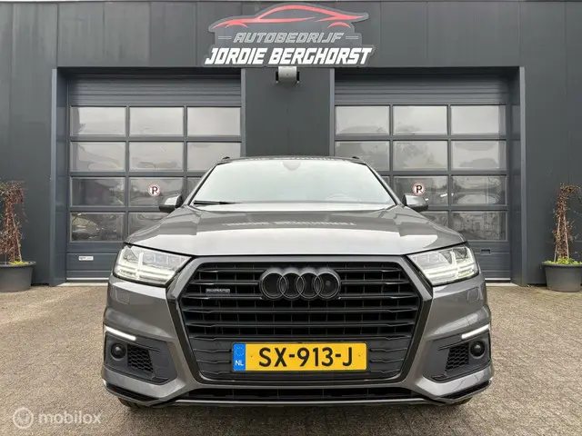 Audi Q7 2