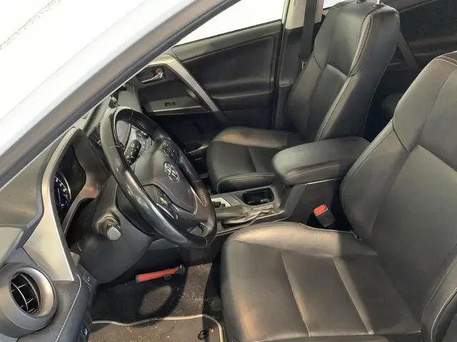 Toyota RAV4 2.5 Hybrid AWD Style 2018 Hybride Benzine 7