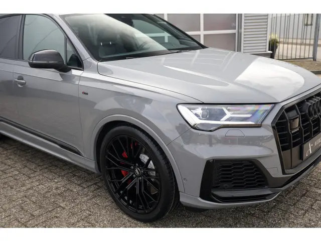 Audi Q7 55 TFSI e quattro S-Line 2022 Hybride Benzine 27