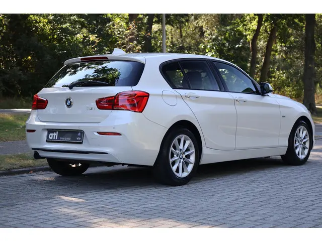BMW 1 Serie 118i Corporate Lease Executive 2018 Benzine 5