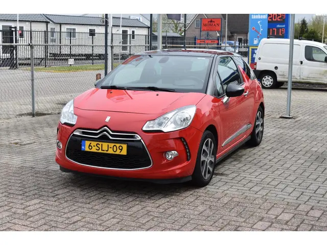 Citroën DS3 1.2 VTi So Chic 2013 Benzine