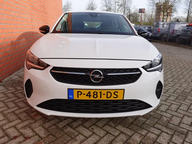 Opel Corsa 1.2 Edition 2022 Benzine 29