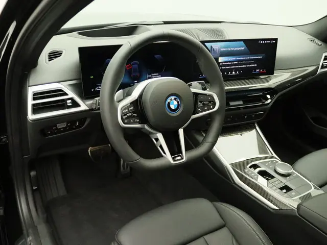 BMW 3 Serie Touring 330e 2026 Hybride Benzine 10