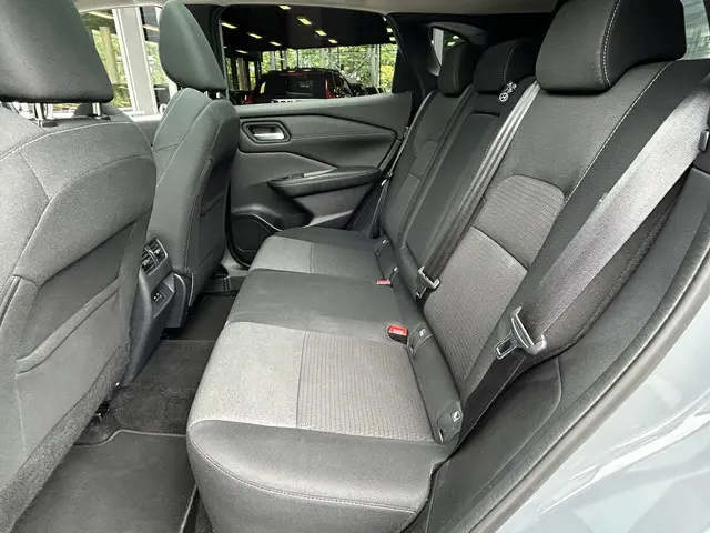 Nissan QASHQAI 1.3 MHEV N-Connecta 2023 Benzine 8