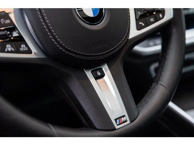 BMW X6 xDrive40i High Executive M Sport 2020 Benzine 27