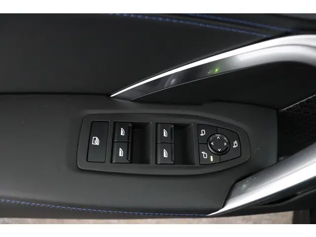 BMW X1 xDrive23i 2026 Benzine 21