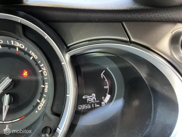 DS DS 3 1.2 PureTech So Chic 2017 Benzine 9