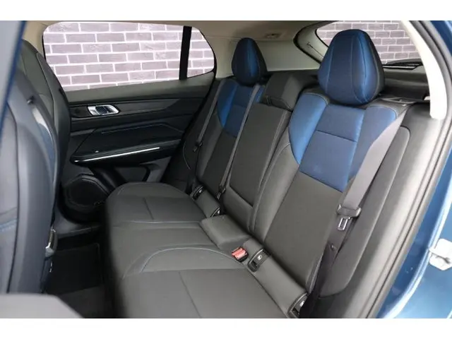 Lynk & Co 01 PHEV 2022 Hybride Benzine 16