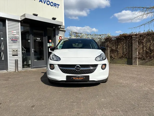Opel ADAM 1.2 2013 Benzine 2