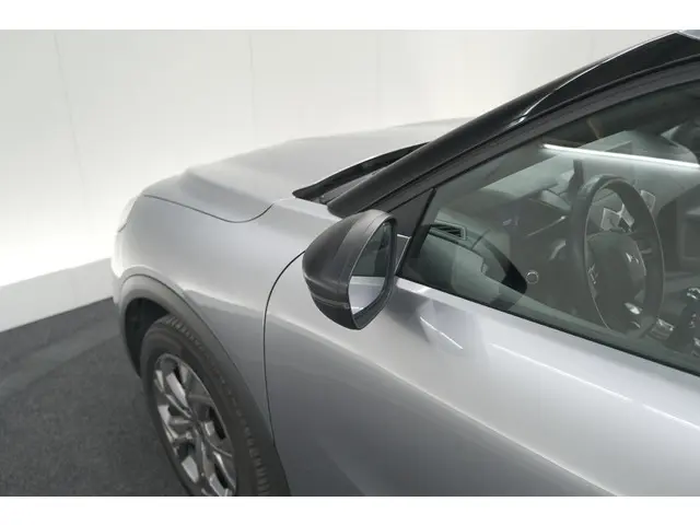 DS DS 3 Crossback PureTech 100 Montmartre 2022 Benzine 16