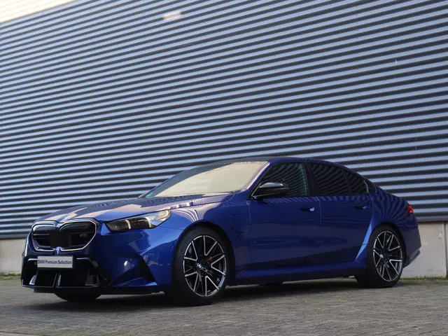 BMW M5 Sedan 2025 Hybride Benzine 40