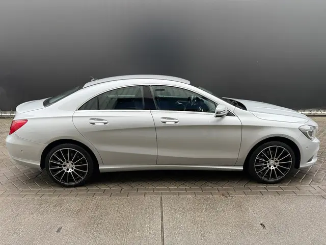 Mercedes-Benz CLA 200 Ambition 2013 Benzine 11
