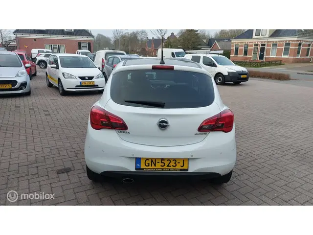 Opel Corsa 1.4 Color Edition 2015 Benzine 4