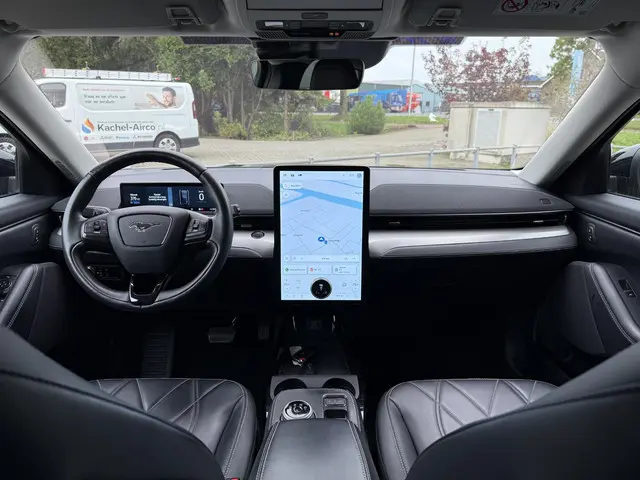 Ford Mustang Mach-E Aut. 75kWh 2021 Elektrisch 16