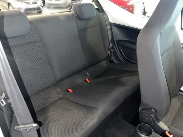 Volkswagen up! 1.0 take up! BlueMotion 2012 Benzine 24