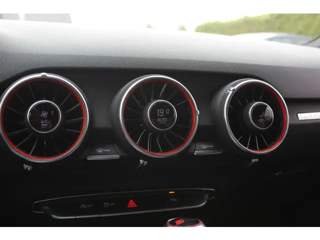 Audi TT 2.5 TFSI TT RS quattro 2016 Benzine 19