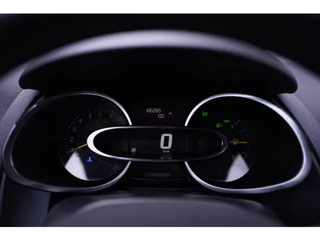 Renault Clio Estate 0.9 TCe Night&Day 2015 Benzine 21