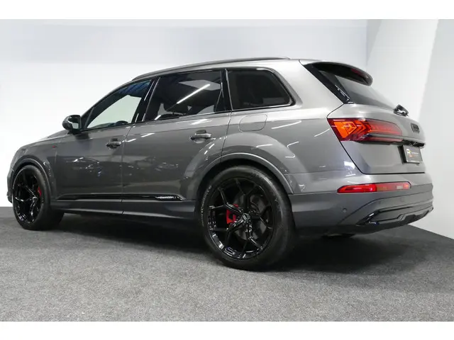 Audi Q7 55 TFSI e quattro Pro Line 2021 Hybride Benzine 4