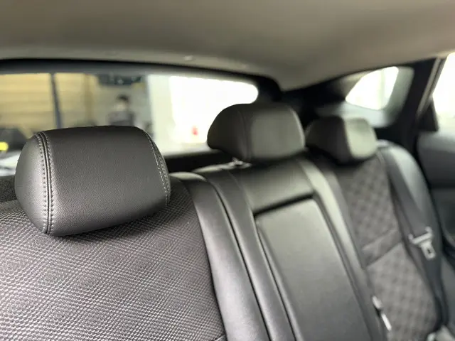 Nissan QASHQAI 1.2 Tekna Automaat 2015 Benzine 32