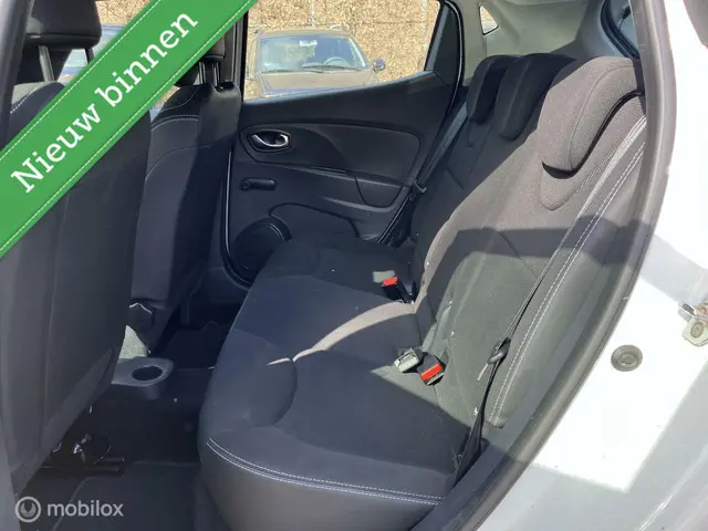 Renault Clio 1.2 Dynamique 5-deurs 2015 Benzine 6