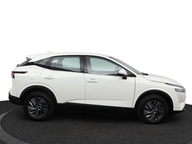 Nissan QASHQAI 1.3 MHEV Xtronic Acenta 2024 Benzine 6
