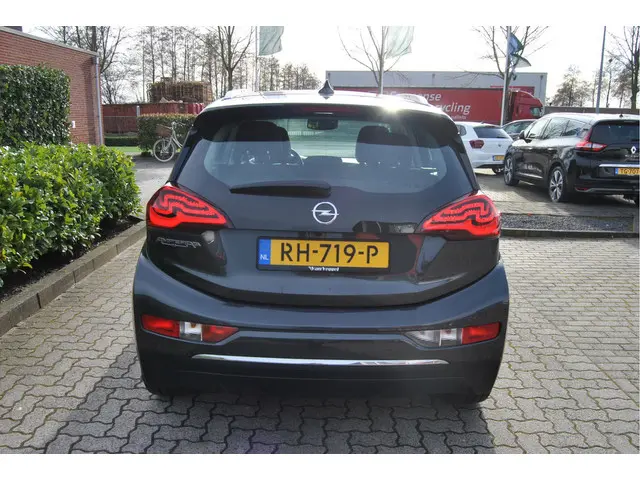 Opel Ampera-e Launch executive 60 kWh 2017 Elektrisch 14