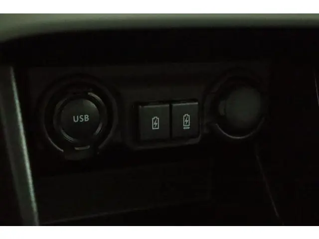 Suzuki Swift 1.2 Select Smart Hybrid 2025 Benzine 69