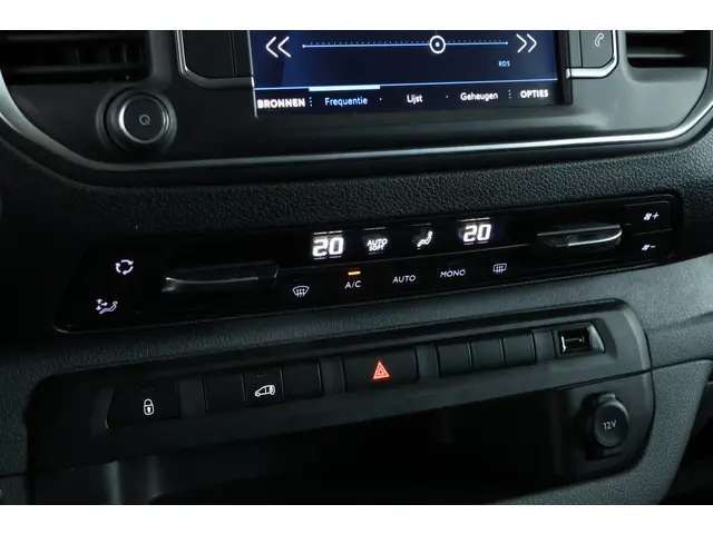 Peugeot Expert 2.0 BlueHDI 145 Standard 2023 Diesel 13