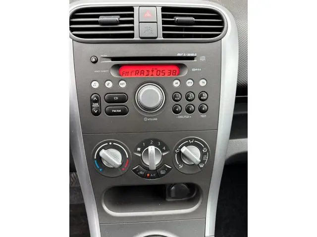 Opel Agila 1.0 Edition Dealer onderhouden! 2012 Benzine 9