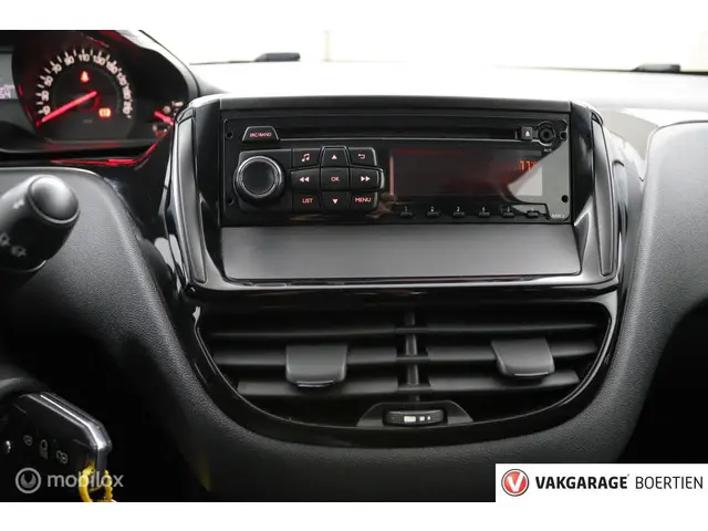 Peugeot 208 1.0 PureTech LIKE 2014 Benzine 19
