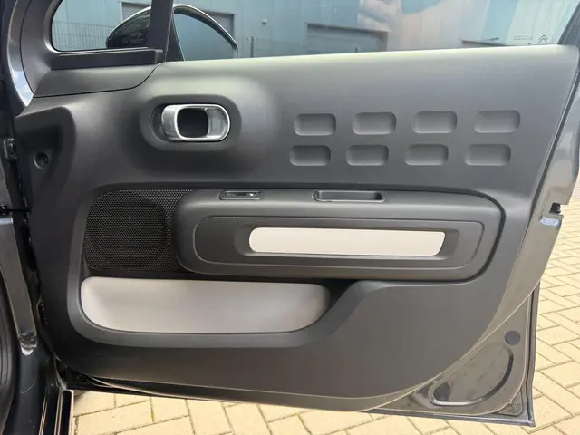 Citroën C3 1.2 PureTech Feel 105g 2017 Benzine 17
