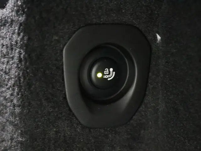 BMW X6 M Competition 2022 Benzine 33