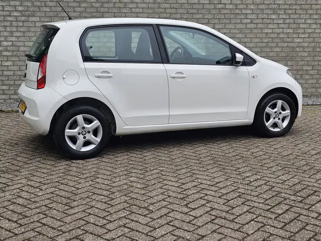 SEAT Mii 1.0 FR Connect/Airco/5drs 2016 Benzine 5