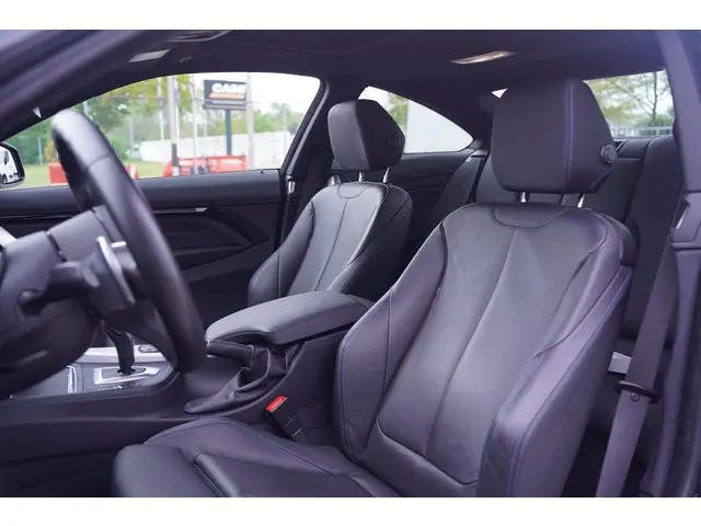 BMW 4 Serie Coupe 420d X-Drive M Sport 2019 Diesel 33