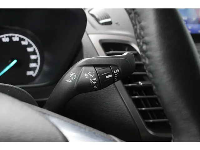 Ford Transit Connect 1.5 EcoBlue L2 Trend 2023 Diesel 18