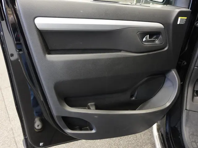 Opel Vivaro 2.0 BlueHDi 145PK L3 Automaat 2023 Diesel 9