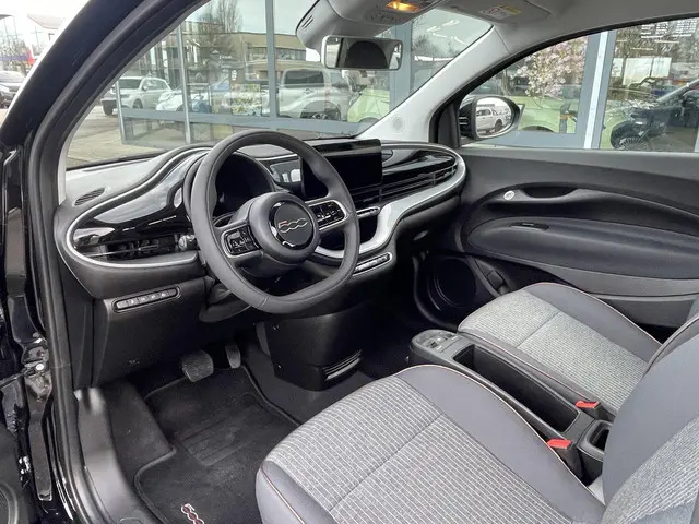 Fiat 500 Action 24 kWh 2023 Elektrisch 6
