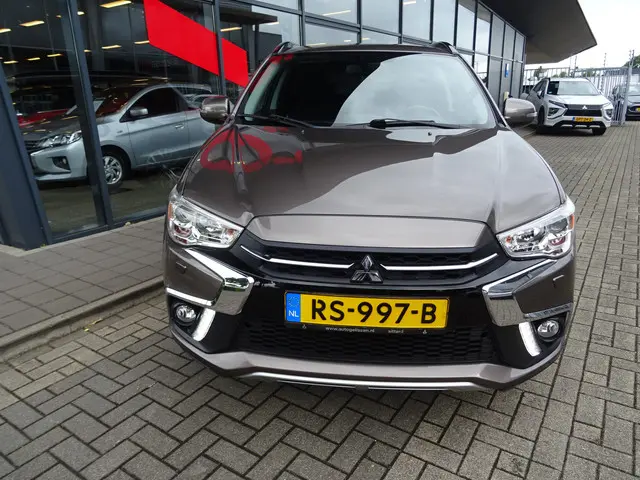 Mitsubishi ASX 1.6 Cleartec Connect Pro 2018 Benzine 12