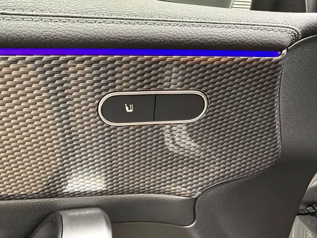 Mercedes-Benz CLA 180 Luxury Line 2022 Benzine 22