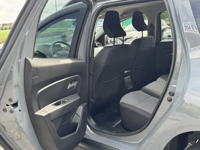 Dacia Duster 1.3 TCe 150 Extreme 2024 Benzine 17