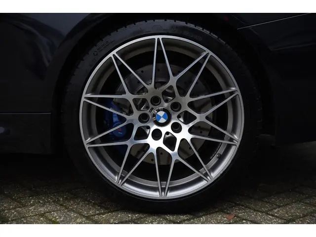 BMW M4 4-serie Coupé Competition 2017 Benzine 6