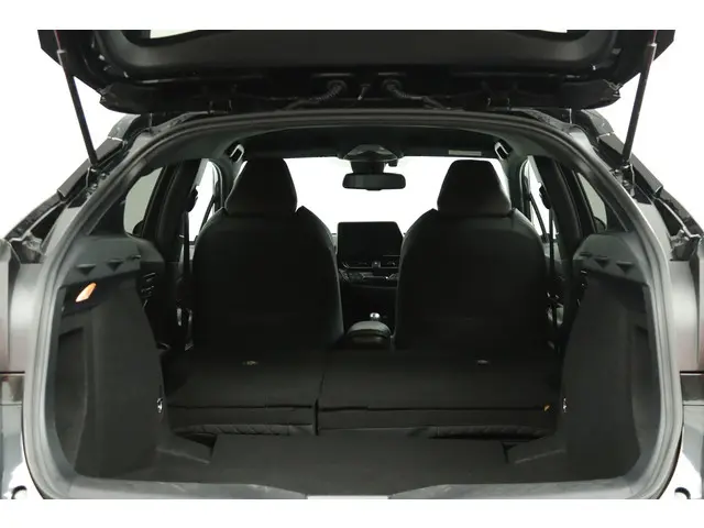 Toyota C-HR 1.8 Hybrid Executive 2017 Hybride Benzine 25